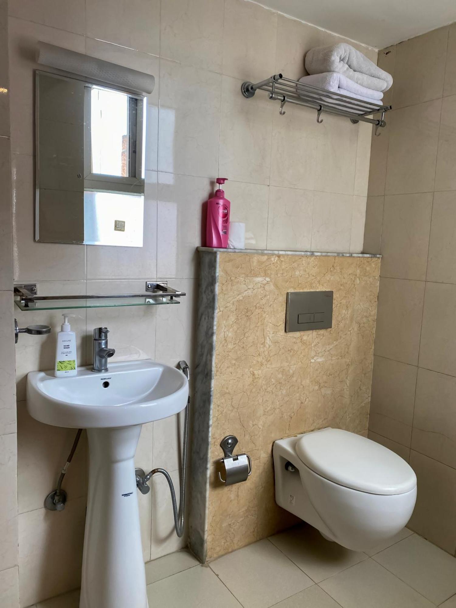 Lemon Tree Hotel Pvt. Ltd Κατμαντού Εξωτερικό φωτογραφία